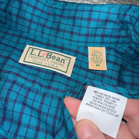 L.L. Bean Vintage Medium Collared Button Down LS Mens Navy Teal Blue Plaid EUC - Picture 7 of 12
